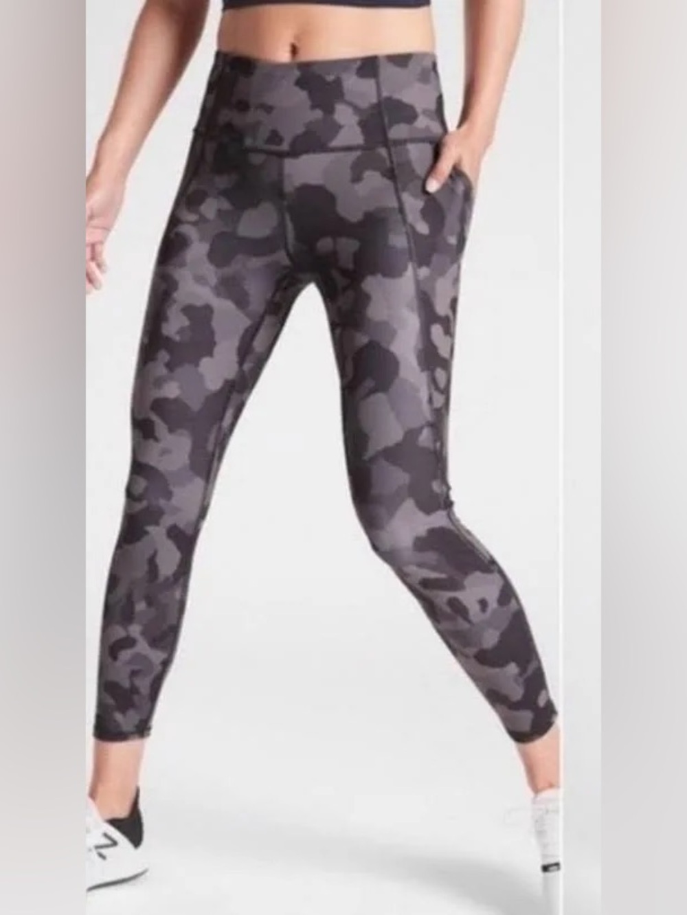 Athleta Lightning 7/8 Tights Gray & Black Camo Performance Leggings